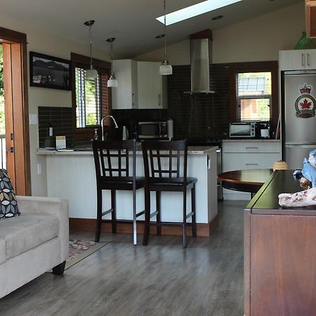 Tilby'S Rainbow Cottage Port Renfrew Luaran gambar